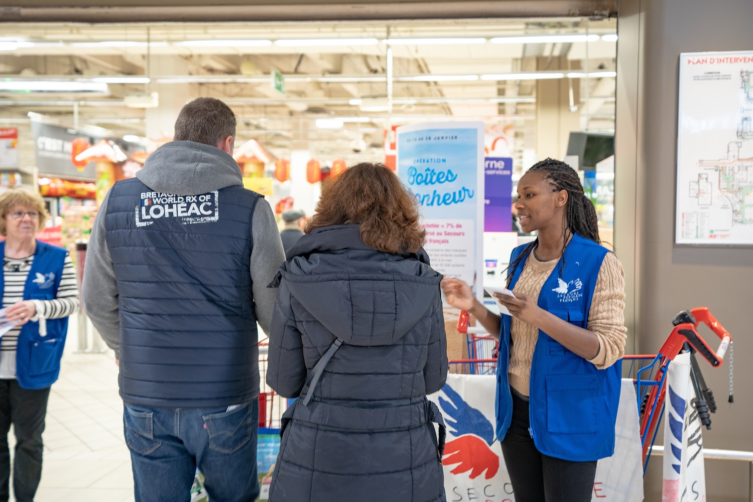Boîtes à bonheur collecte carrefour St Quentin
