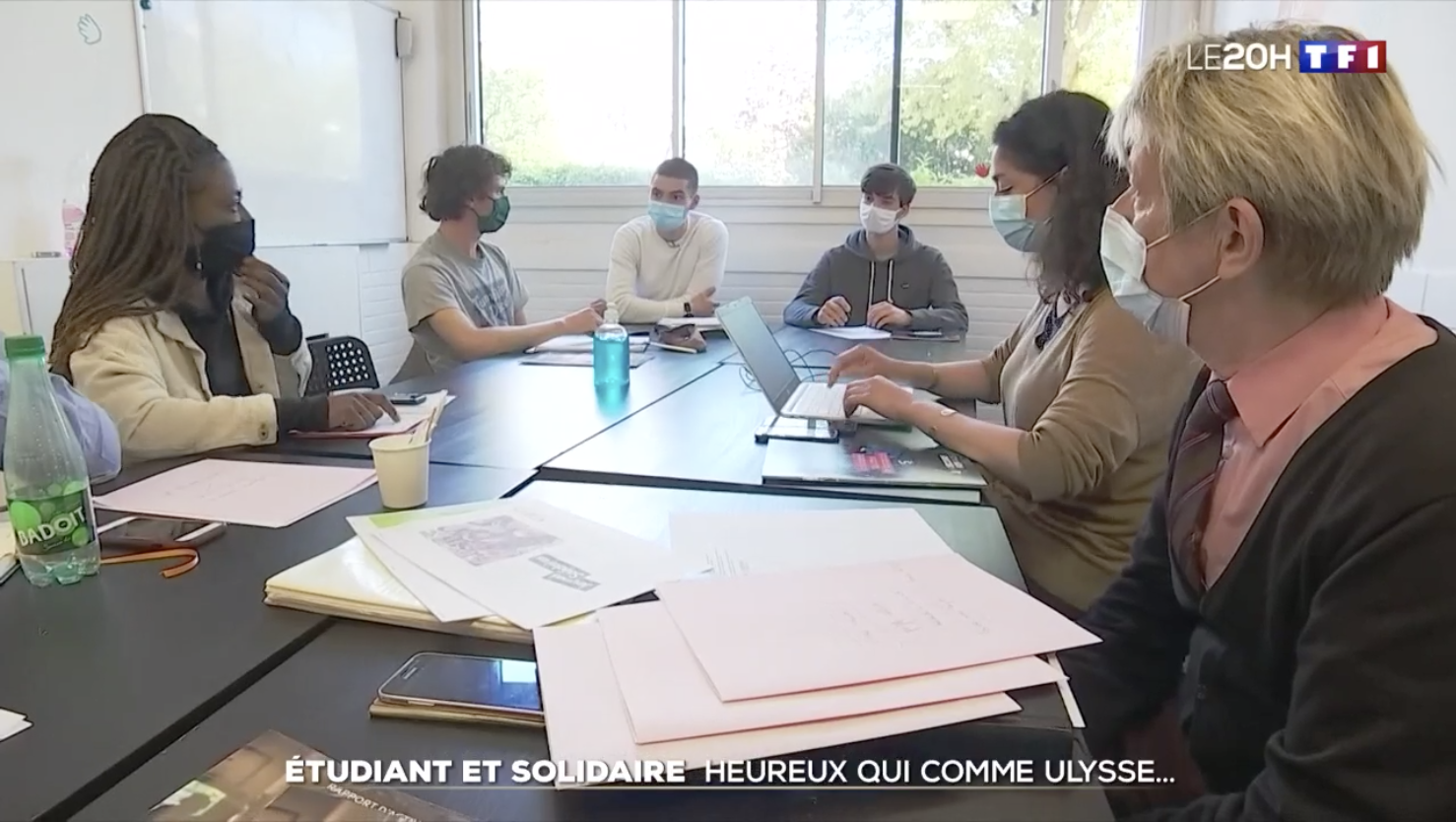 Capture reportage TF1 table ronde étudiante Capture reportage TF1 table ronde étudiante