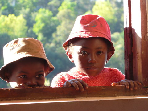 Les enfants des riziculteurs, dans la région de Fianarantsoa.