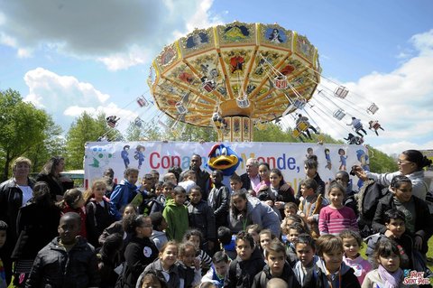 Grande sortie familiale au par Saint-Paul organisée par le Secours populaire
