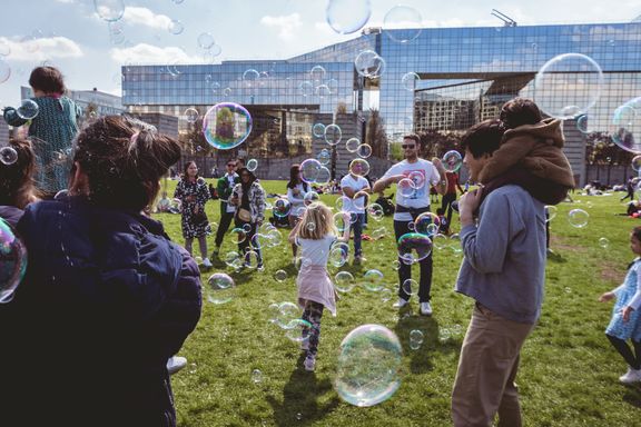 Le Secours populaire revient avec sa traditionnelle Chasse aux œufs solidaire à Paris au parc André Citroën le 31 mars 2024 ! 