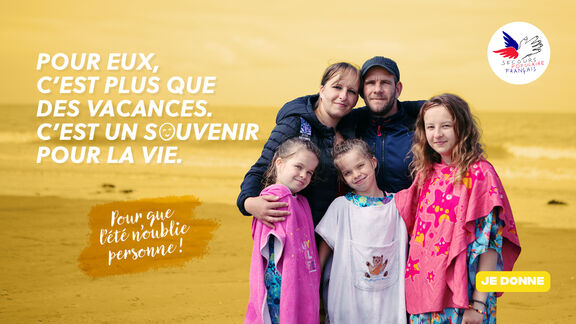Une famille à la plage