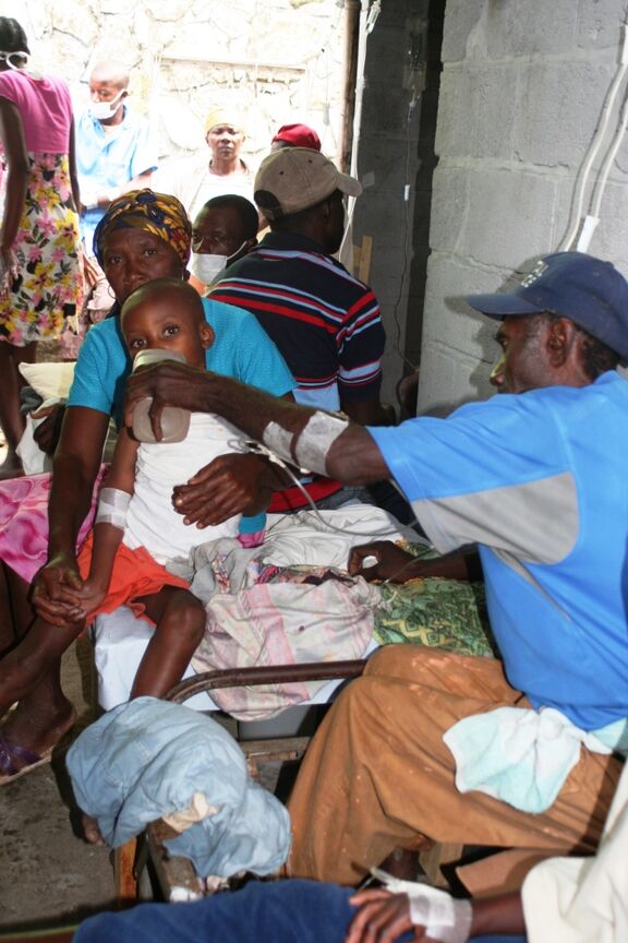 Le Secours populaire aide Haïti dans l'épidémie de Choléra qui s'est propagée suite au Séisme