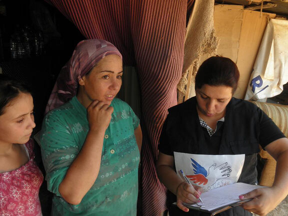 Le Secours populaire distribue des denrées alimentaires aux Syriens