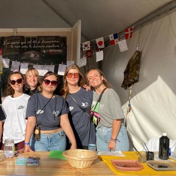 Jeunes du Secours Pop Paris au Festival Solidays